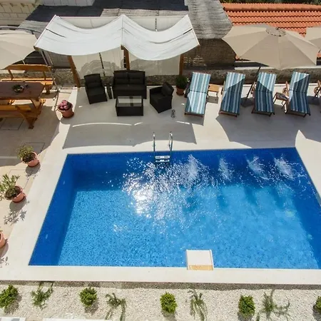 Seaside With A Swimming Pool Rastici, Ciovo - 11009 Apartament Trogir