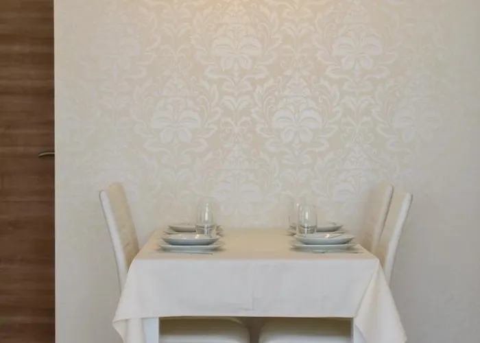 Seaside With A Swimming Pool Rastici, Ciovo - 11009 Appartement *
